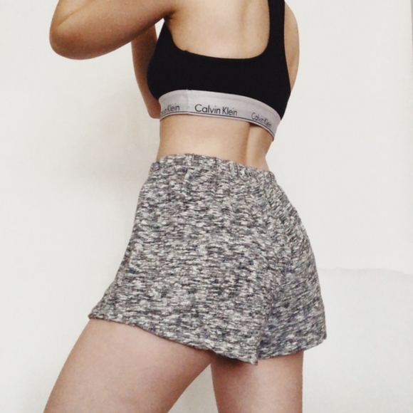 Brandy Melville Remi Shorts Heather Grey Cotton One Size - Picture 6 of 10